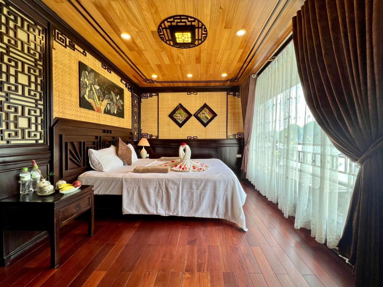 Cozy Boutique Cruise Hotel Dong Khe Sau Kültér fotó