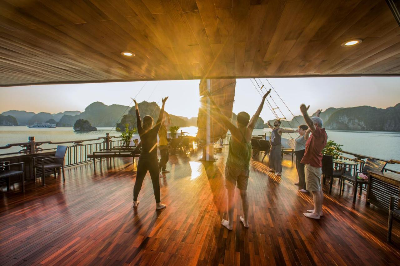Cozy Boutique Cruise Hotel Dong Khe Sau Kültér fotó